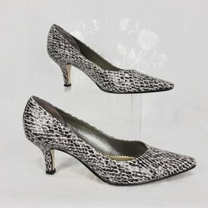 Bella-Vita Shoes Leather Women Heel Snake Black Gray Size   6.5M